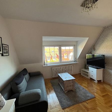 Apartament Kolobrzeska Mansarda, Narutowicza 8 Kołobrzeg Exterior foto