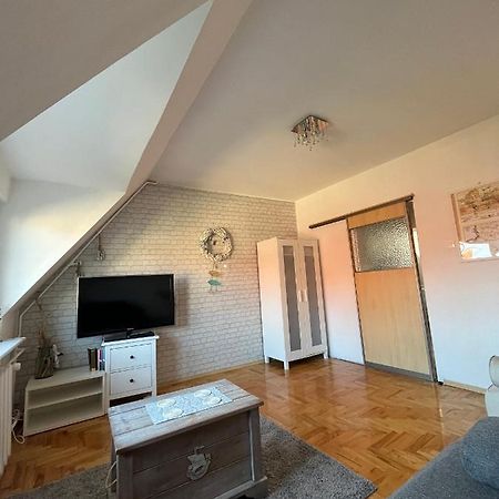 Apartament Kolobrzeska Mansarda, Narutowicza 8 Kołobrzeg Exterior foto