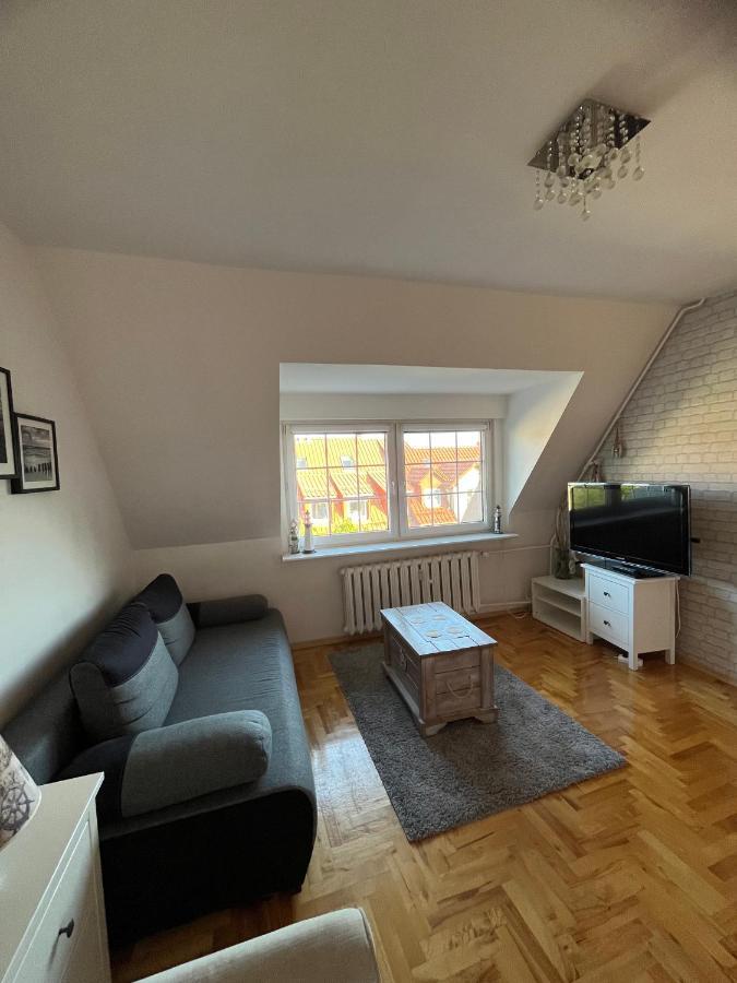 Apartament Kolobrzeska Mansarda, Narutowicza 8 Kołobrzeg Exterior foto